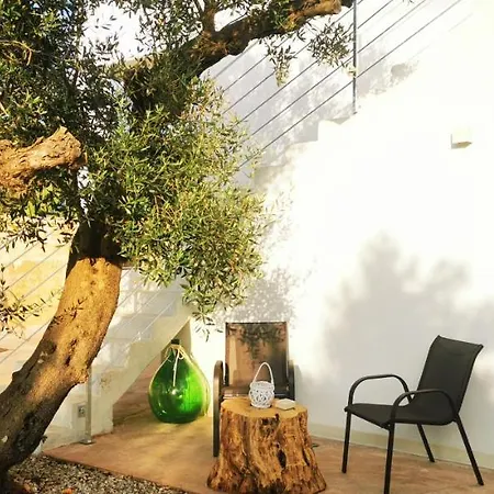 Torre Vecchia Relais Guest House Ugento Exterior photo