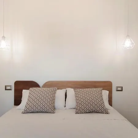 Torre Vecchia Relais Guest House Ugento Exterior photo
